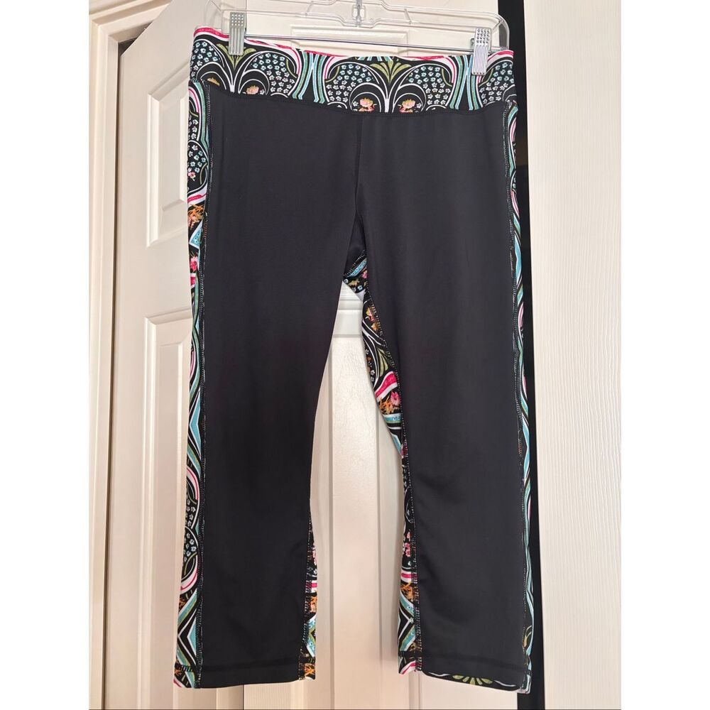 Gianni Bini Floral and Solid Capri Leggings